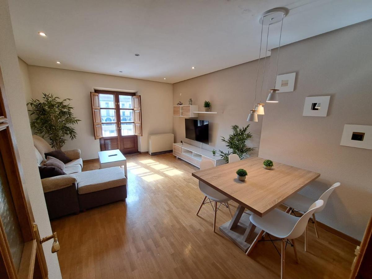 Feeling Plaza Mayor Apartment Leon