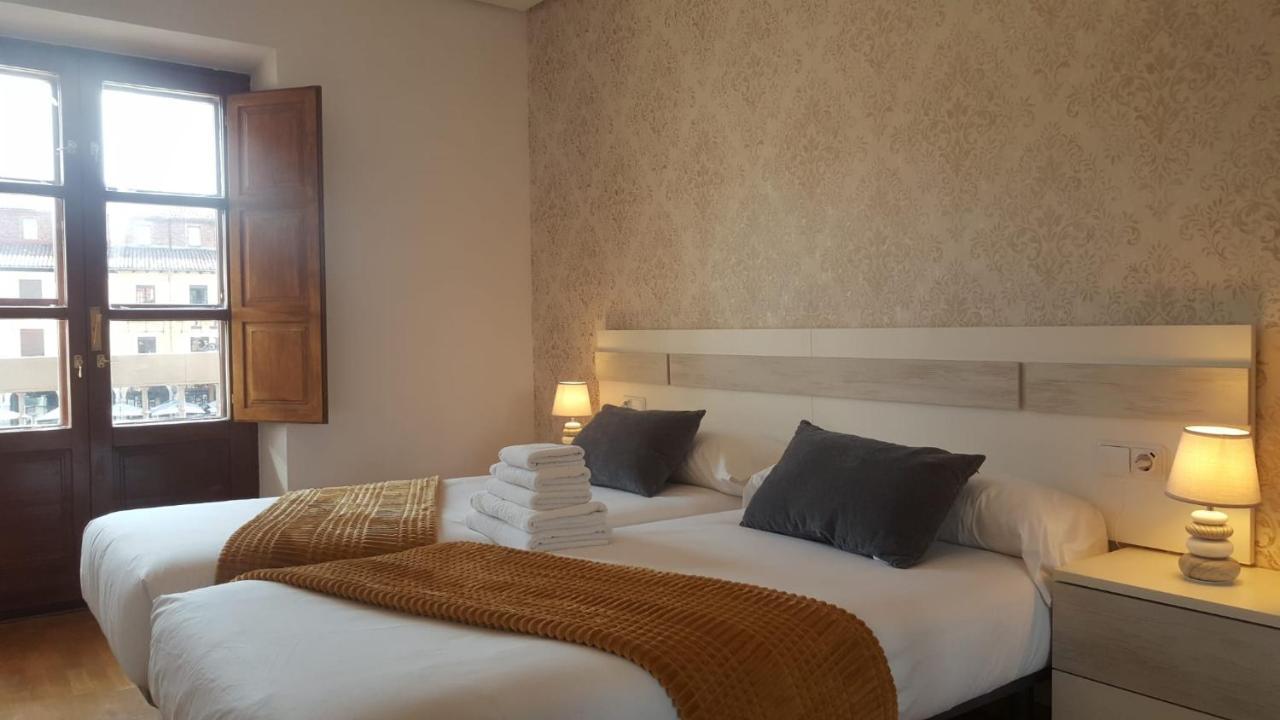 Feeling Plaza Mayor Apartment