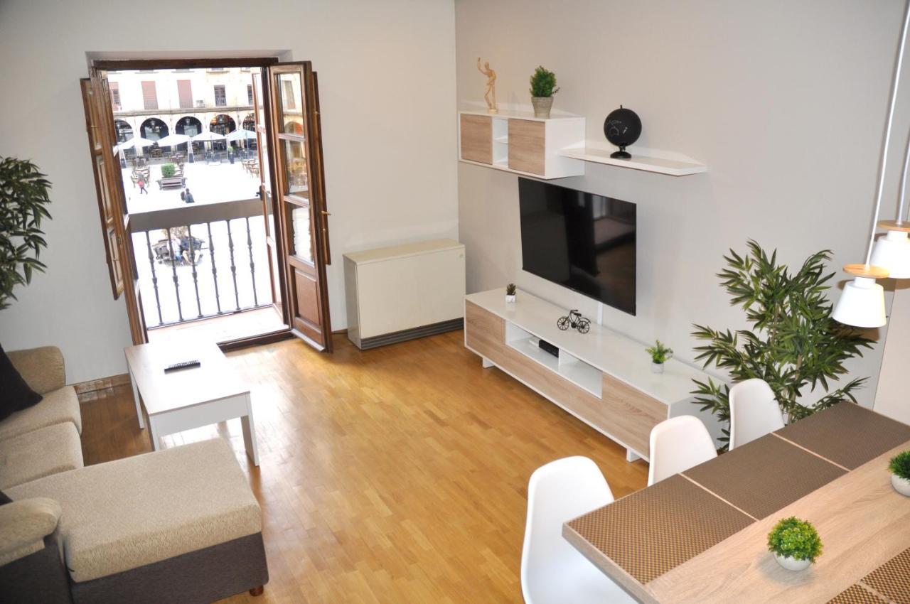 Feeling Plaza Mayor Apartment